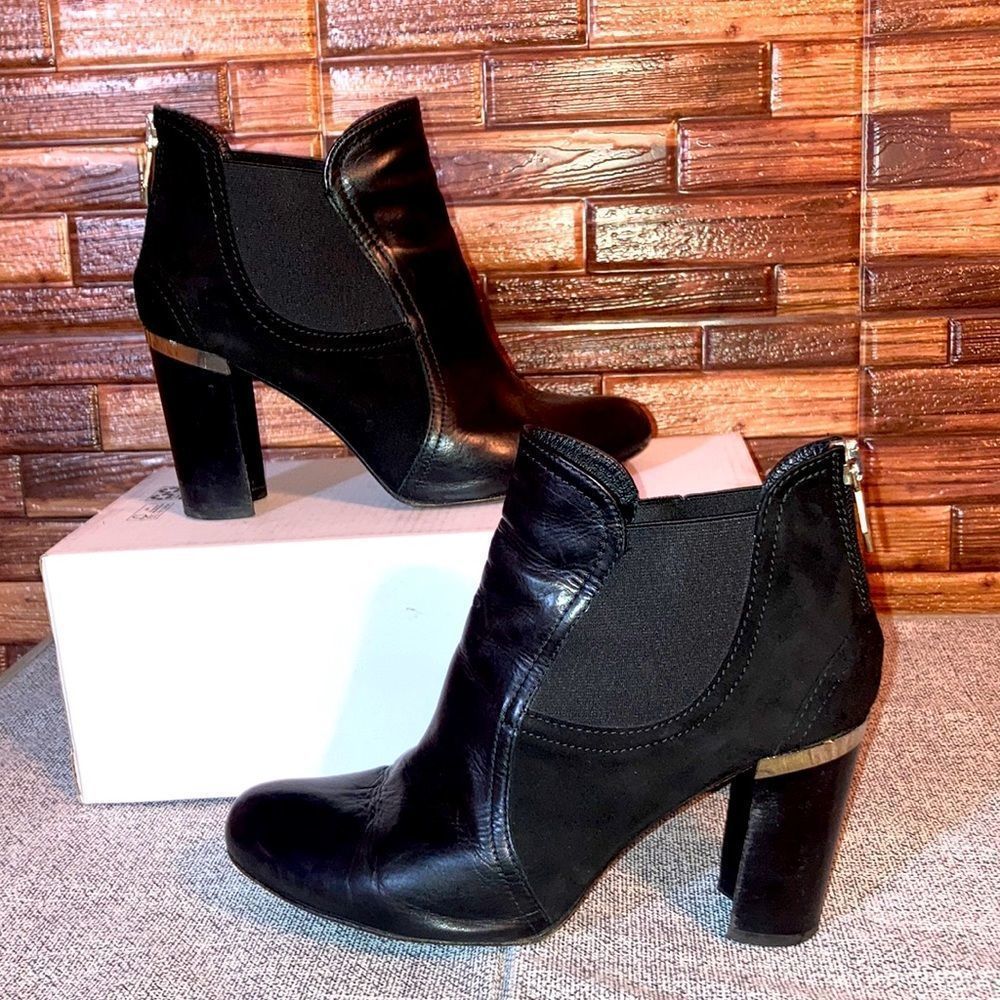Donald J Pliner Women's Bonnie Boot Size 6